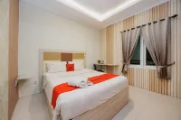 RedDoorz Near Exit Toll Bogor - Pensions