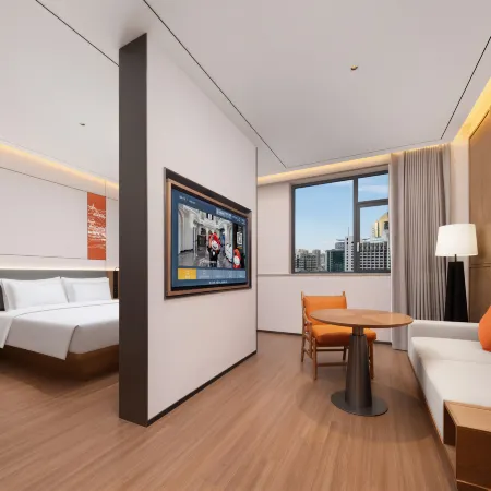 UrCove by Hyatt Lanzhou Dongfanghong Plaza MixC