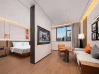 UrCove by Hyatt Lanzhou Dongfanghong Plaza MixC - 4 stelle