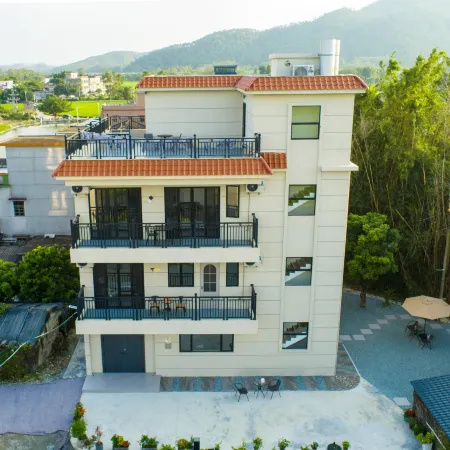 Muhe Courtyard Homestay (Chikan Ancient Town Scenic Area)