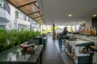 Mantra Beach Condominium MaePhim - 2 - bar