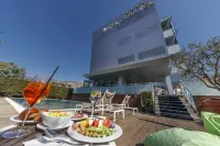 Caravel Bike Hotel - piscina
