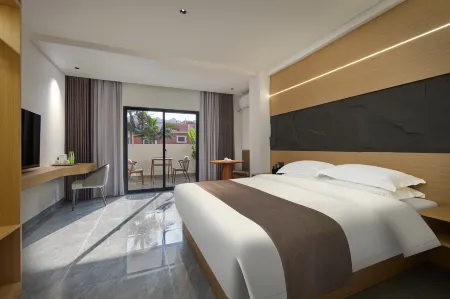 Shanxun Lunchi Jinyuan Hotel (Xiamen North Railway Station)