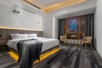 Yifeng Hotel
