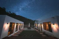 北京大隱於世·童憶民宿 玉渡山風景區-雪松附近的飯店