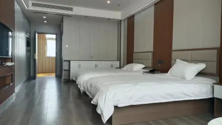 Jiaxiang Haitian Yuhua Hotel