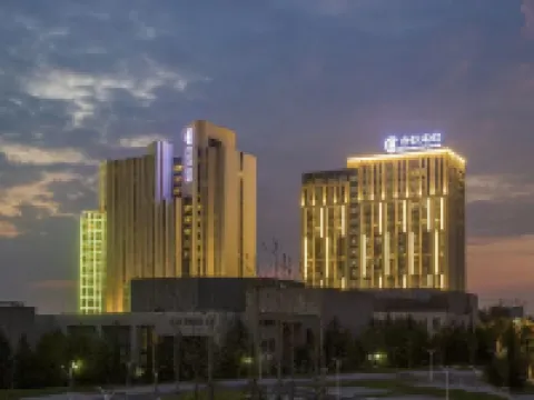 Yangzhou Convention Center(Mingyue Lake Store) Hotels near Yangzhou Railway Station