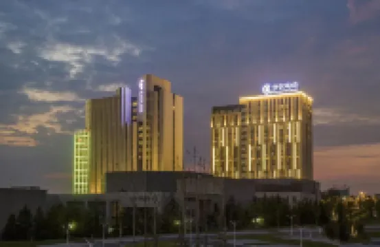 Yangzhou Convention Center(Mingyue Lake Store)