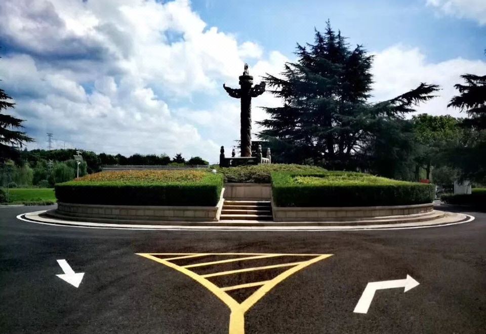 Yixing Fremont InnOver view