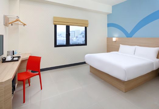 4. 홉 인 호텔 세..