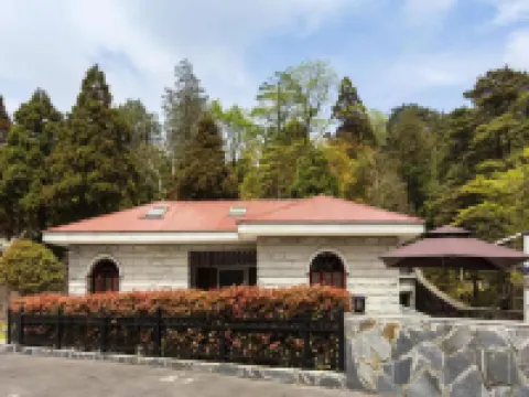 Lushan Zhihong Hotel (Meilu Store, Guling Street, Mount Lushan Scenic Zone) Hotels in Lu Shan