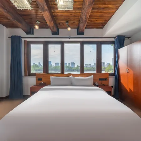 Chuguangheyuan Hotel (Wanpingkou Kaiyuan Senbo Paradise Store)