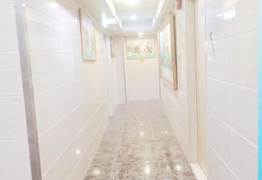 4. 난창 호스텔 침..