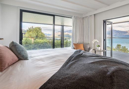 카마나 레이크하우스