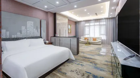 Floral Hotel · Sea Moon Villa hotel (Weihai Sea Park Branch) Отели рядом с достопримечательностью «Liugong Island Expo Park»
