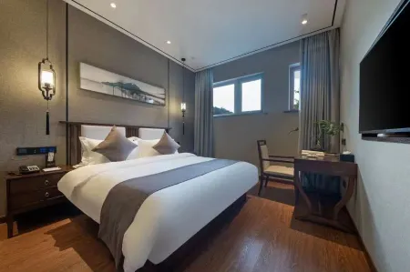 Xinchang Big Buddha Temple Fanyin Hotel