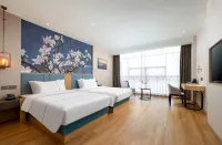 Magnotel Hotel (Qingdao Dongjiakou Poli Subway Station) Hotels near Longwan Seaside Bathing Beach