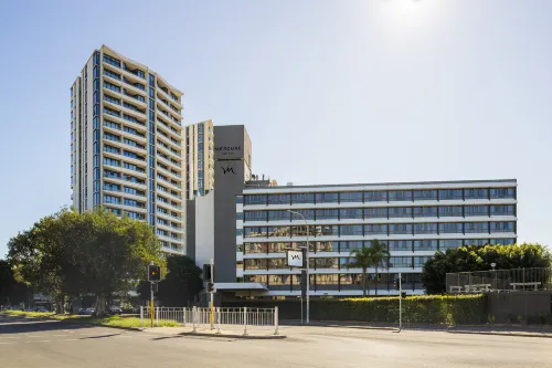 Mercure Newcastle Hotels in Merewether