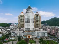 Vienna International Hotel (Xingyi Wanfenglin Airport Pingdong Square) Hotel dekat Xingyi Normal University for Nationalities West Campus