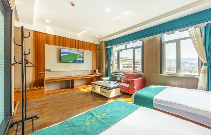 Xinzhan Hotel (Xining Datong West Railway Station)