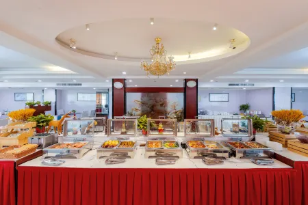 Hangzhou Fuyang Yaoyue International Hotel (Enbo Avenue) Отели рядом с достопримечательностью «Hangzhou Polytechnic (Gaoke Road)»