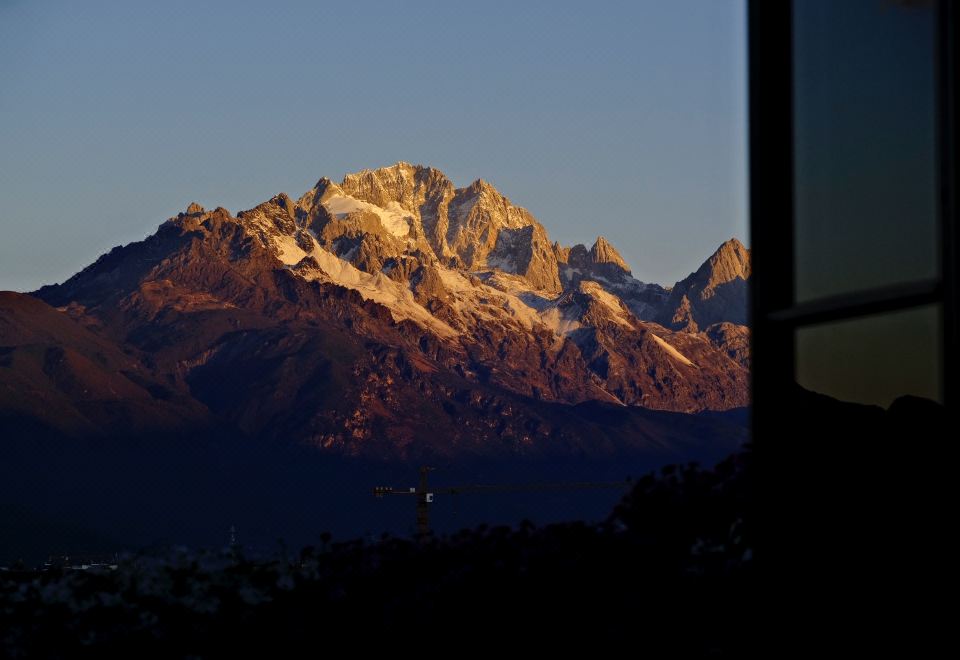 3. Lijiang ..