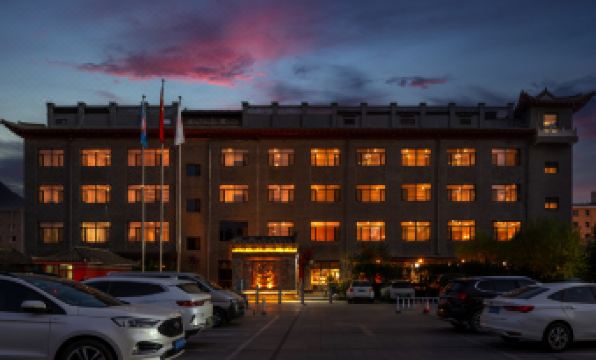 Sheyi Tea Culture Boutique Hotel (Hohhot Dazhaosi Branch)