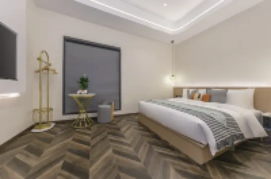 Meixi Hotel (Sanfang Qixiang Nanmentou Subway Station) Hotels near Wuyi Square