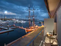 Citadines Elizabeth Street Pier Hobart Hotels near Tabor College