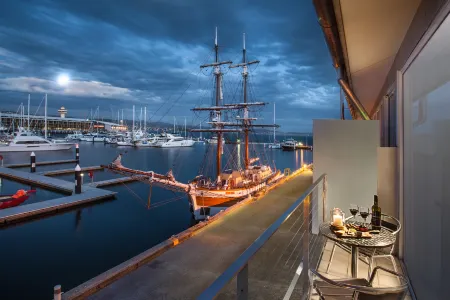 Somerset on the Pier Hobart