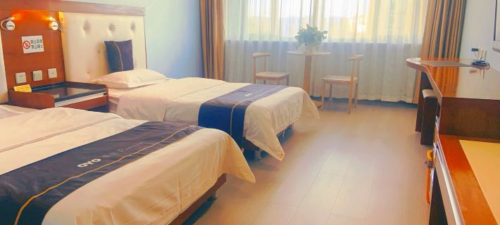 Chifeng zunya business hotel Отели в г. Чифен