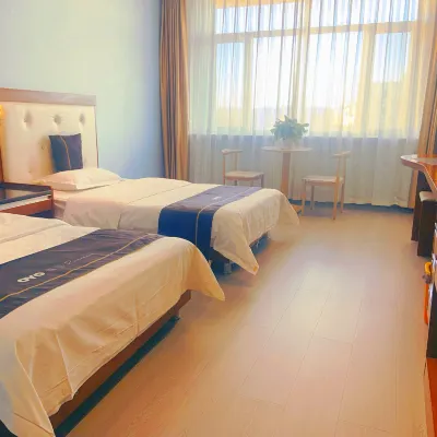 Chifeng zunya business hotel Hotels near Baofengchan Temple