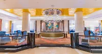 Full Wealth International Hotel - С баром