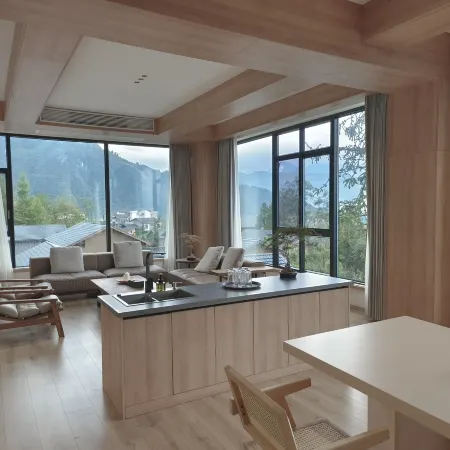 Yunzhong Zhuyuan