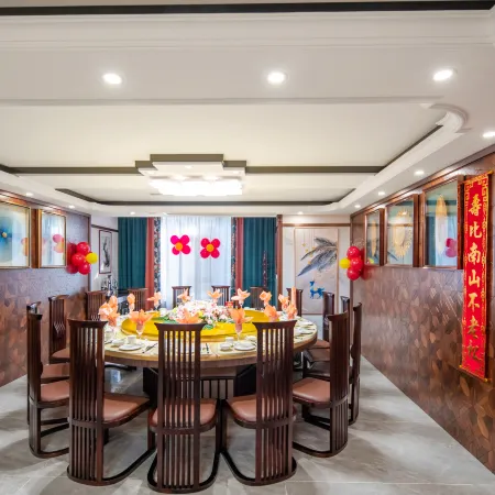 Meiyuan Hotel (Yuzhou Pang Donglai Branch)