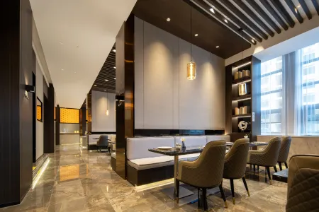 The GiorgioMorandi Hotels (Linyi Hedong Wuyue Plaza) Отели рядом с достопримечательностью «Linyi Radio and Television Tower»