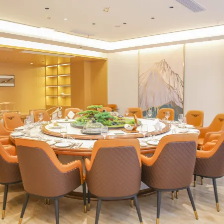 Yibin Grand Hotel