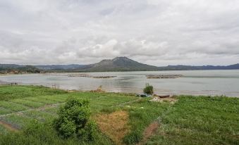 Baruna Lakeside View
