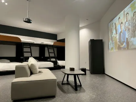 Star Trail esports Hotel Отели в г. Боай