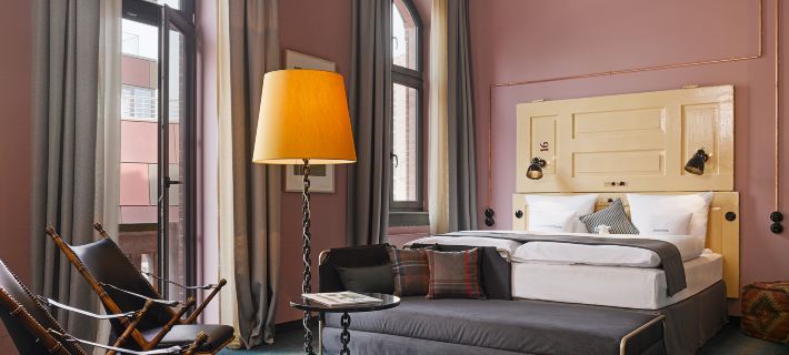 25Hours Hotel Hamburg Altes Hafenamt Ξενοδοχεία στην πόλη Αμβούργο