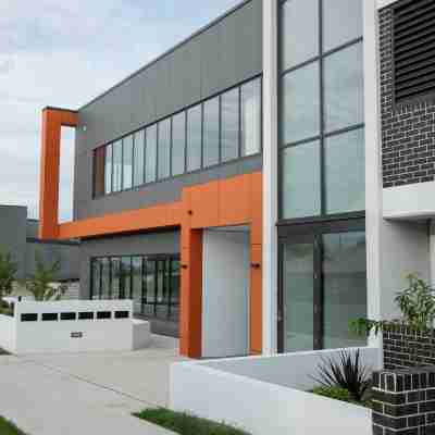 Amica Serviced Apartments Hotel Exterior