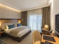 Golden Tulip Media Hotel Hotels near Al Sufouh Tram Station