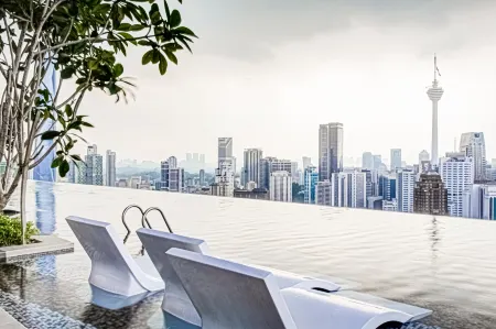 Axon residence at pavilion Klcc with kl tower view Отели рядом с достопримечательностью «UCSI University Block E»