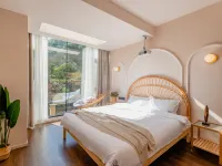 in the spring breeze Hotels in Zixing