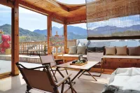 Wonderful time Homestay (Jinzhai Tiantangzhai Branch) - parking