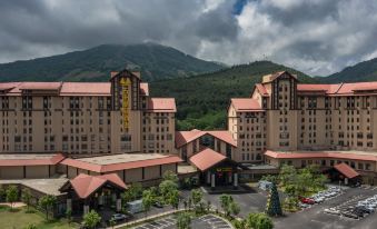V-Continent Tonghua Hotel