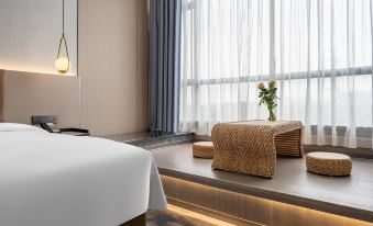 Yamei Art Hotel (Pazhou Exhibition Center Xiaozhou Village Branch)