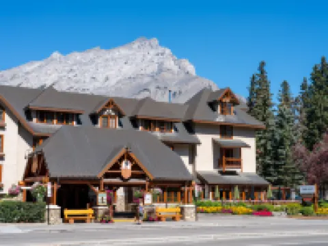 バンフ カリブー ロッジ アンド スパ バンフのホテル