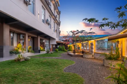 Puxi Hotel (Pu'er High-speed Railway Station) Hotels near Puer Railway Station