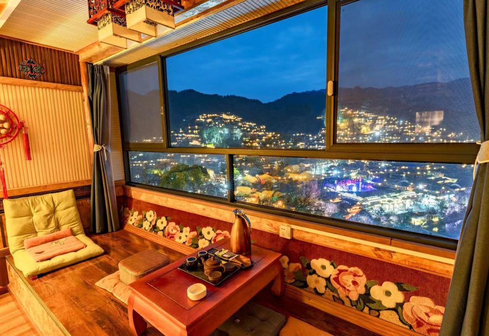 Hanshe (Xijiang Qianhu Miao Village Viewing Platform Store)